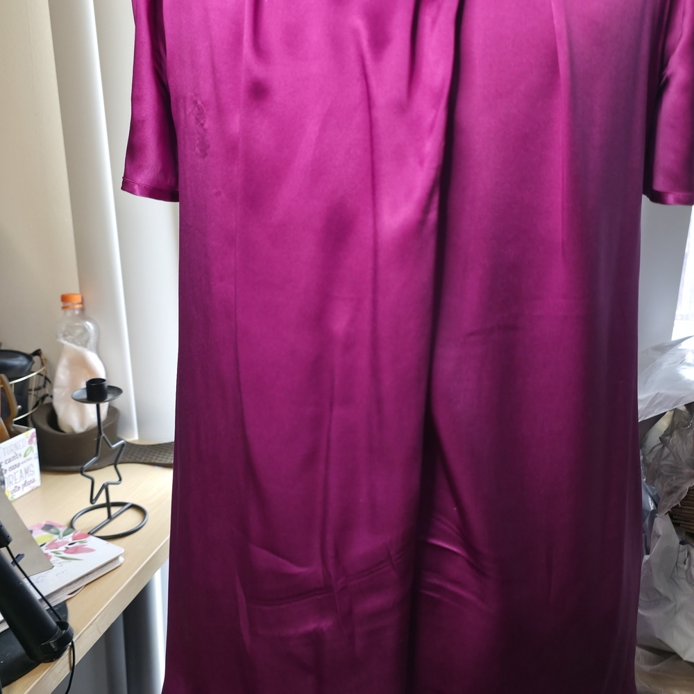 MICHAEL Michael Kors Satin Short-Sleeve Blouse in Fuchsia - Picture 7 of 7